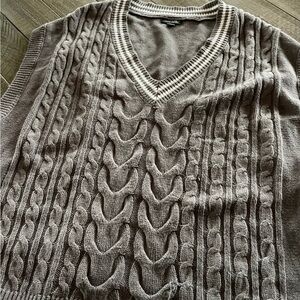 Sweater Vest size LG by Wild Fable like NEW